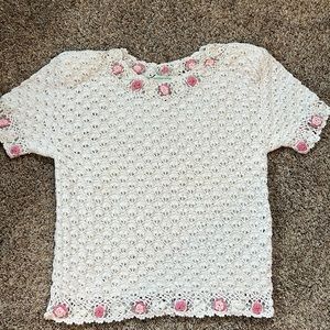 Cream Crochet Short-Sleeve Top with Pink Rose Trim